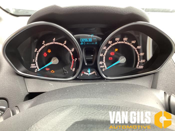 Ford Fiesta 6 1.0 EcoBoost 12V 125 Skrotfordon (2016, GRIJS)