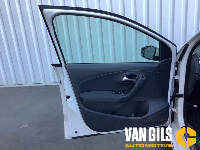 Volkswagen Polo V 1.2 TDI 12V BlueMotion Skrotfordon (2011, WIT)