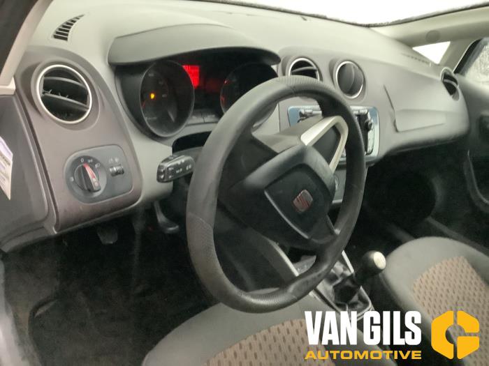 Seat Ibiza IV 1.2 12V Schadevoertuig (2010, Zwart)