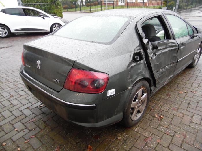 Peugeot 407 1.8 16V Skrotfordon (2005, GRIJS)