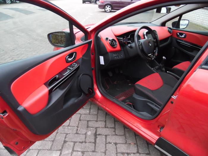 Renault Clio IV 1.5 Energy dCi 90 FAP Sloopvoertuig (2012, Rood)