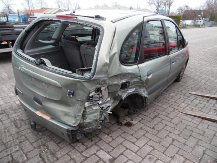 Renault Scenic 96- Sloopvoertuig (2001, Bruin)