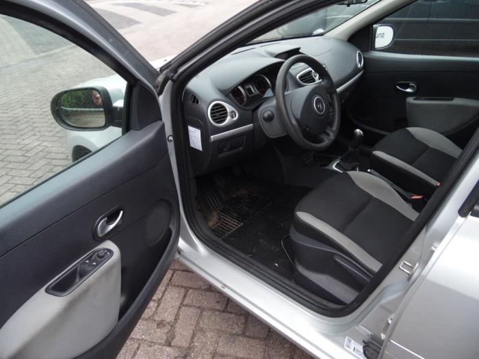 Renault Clio III 1.5 dCi FAP Sloopvoertuig (2012, Grijs)