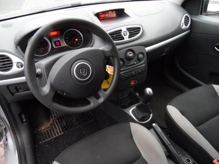 Renault Clio III 1.5 dCi FAP Sloopvoertuig (2012, Grijs)