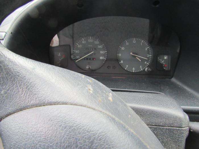 Citroen Berlingo 1.9 Di Skrotfordon (2000, WIT)