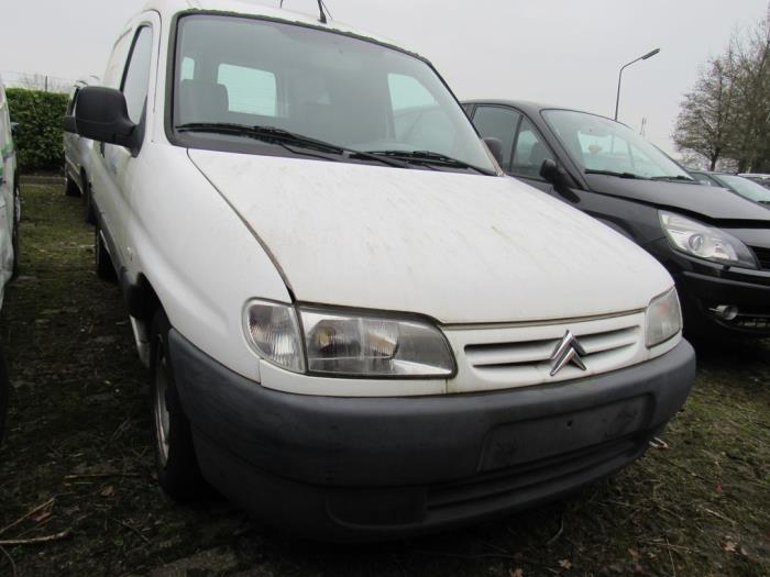 Citroen Berlingo 1.9 Di Skrotfordon (2000, WIT)