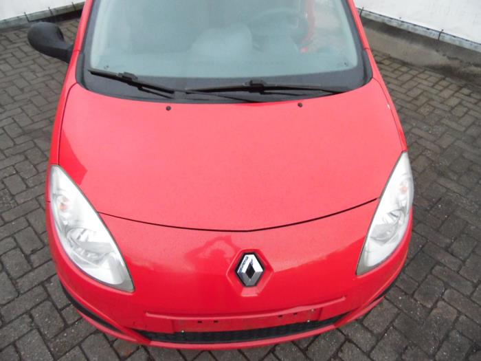 Renault Twingo II 1.2 Skrotfordon (2007, ROOD)