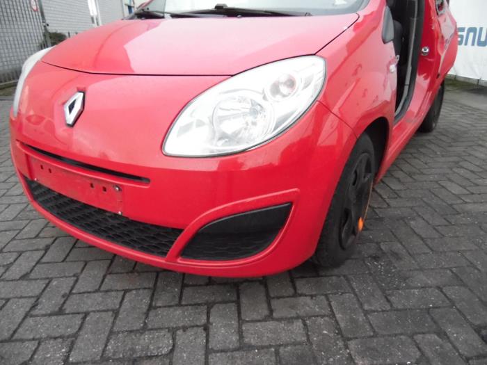 Renault Twingo II 1.2 Skrotfordon (2007, ROOD)