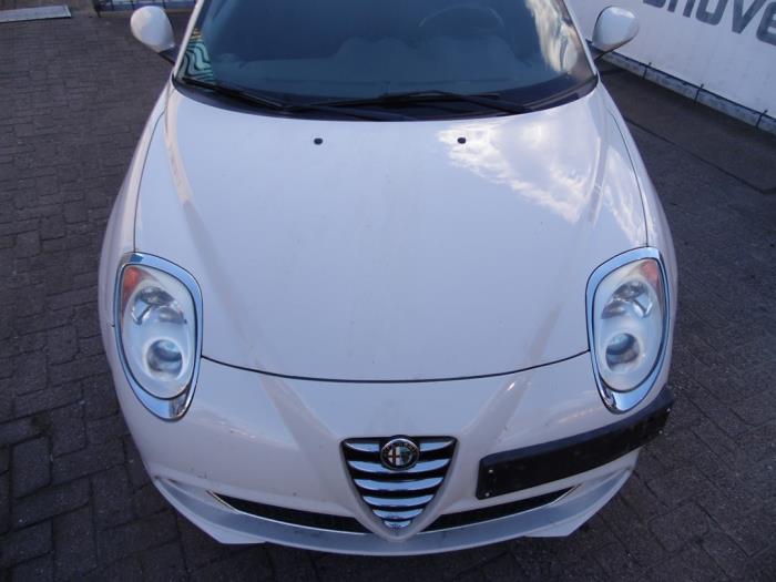 Alfa Romeo MiTo 1.4 16V Samochód złomowany (2009, Bialy)