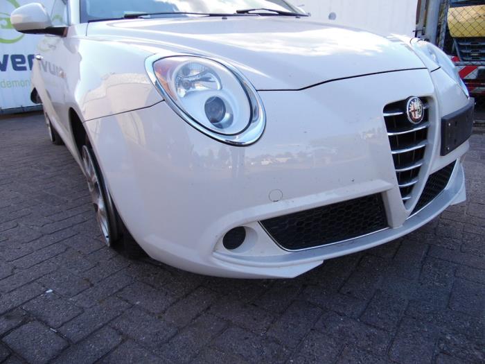 Alfa Romeo MiTo 1.4 16V Samochód złomowany (2009, Bialy)
