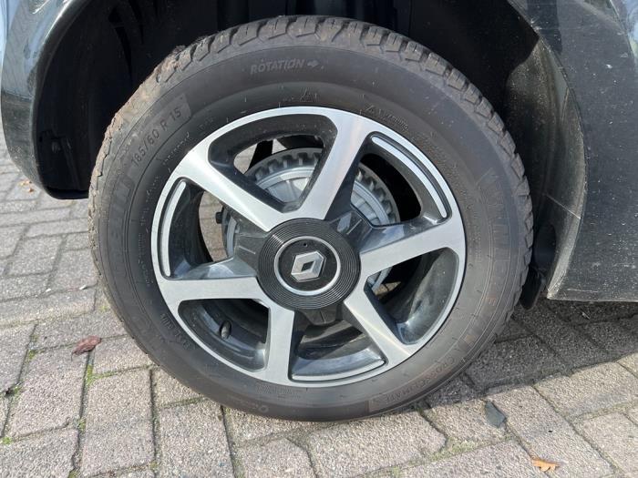 Renault Twingo III ZE R80 Skrotfordon (2021, ZWART)