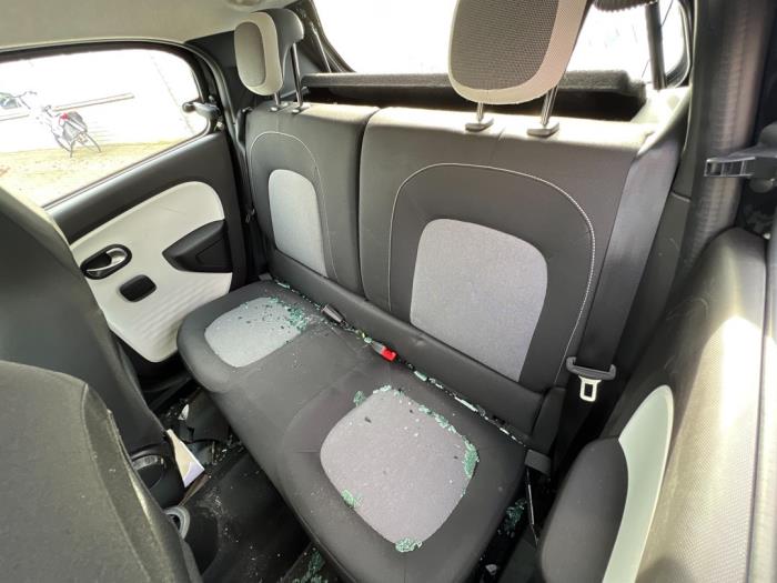 Renault Twingo III ZE R80 Skrotfordon (2021, ZWART)