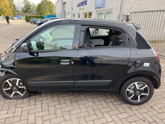 Renault Twingo III ZE R80 Skrotfordon (2021, ZWART)