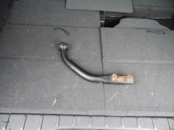 Peugeot 5008 I 1.6 VTI 16V Schadevoertuig (2010, Grijs)