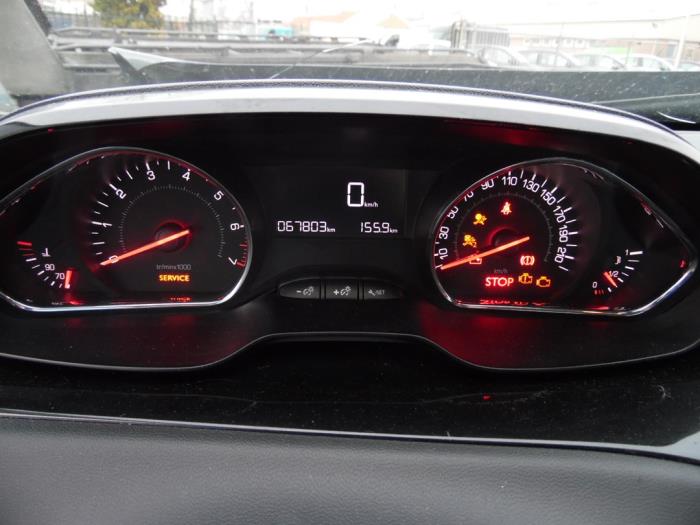 Peugeot 208 I 1.2 Vti 12V PureTech 82 Skrotfordon (2014, GRIJS)