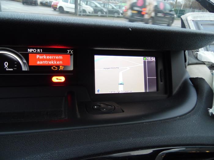 Renault Scénic III 1.5 dCi 110 Skrotfordon (2013, BRUIN)