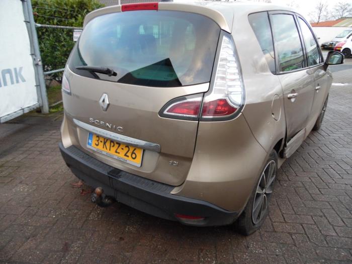 Renault Scénic III 1.5 dCi 110 Skrotfordon (2013, BRUIN)