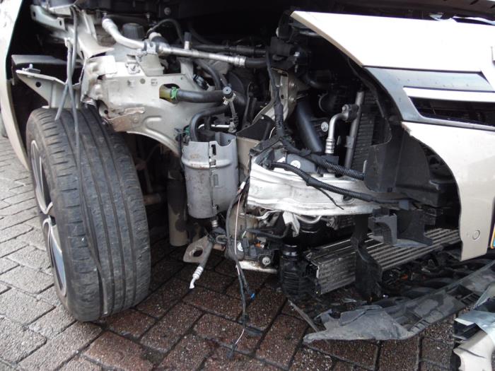 Renault Scénic III 1.5 dCi 110 Skrotfordon (2013, BRUIN)