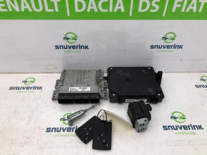 Renault Scénic III 1.5 dCi 110 Skrotfordon (2013, BRUIN)