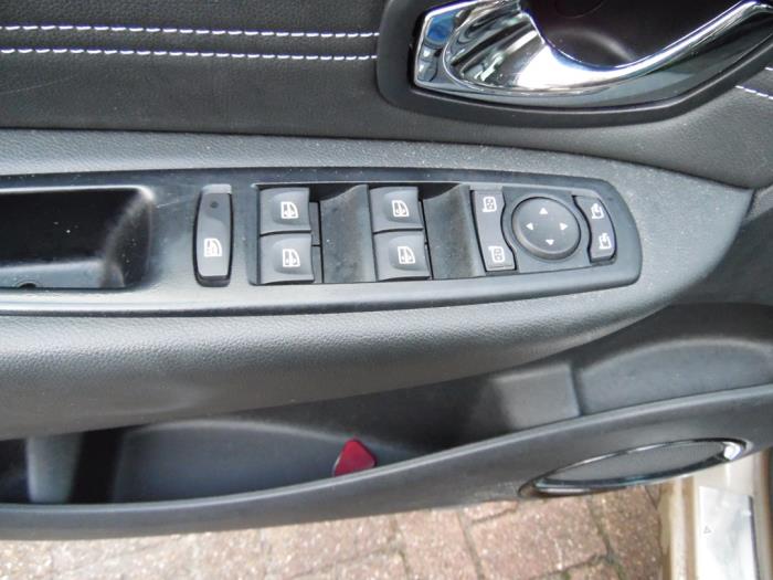 Renault Scénic III 1.5 dCi 110 Skrotfordon (2013, BRUIN)