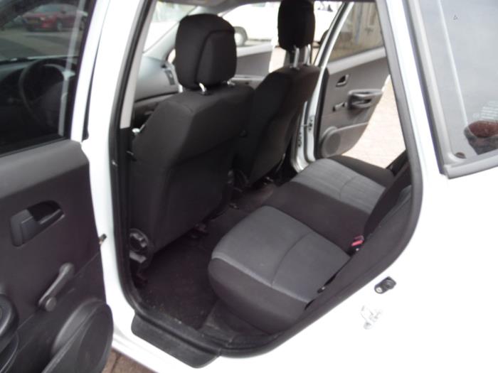 Kia Cee'd Sporty Wagon 1.4 16V Skrotfordon (2011, WIT)