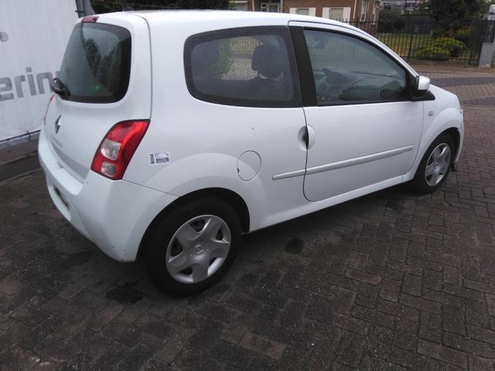 Renault Twingo II 1.2 16V Samochód złomowany (2010, Bialy)