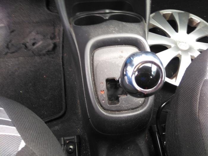 Peugeot 108 1.0 12V Sloopvoertuig (2018, Grijs)