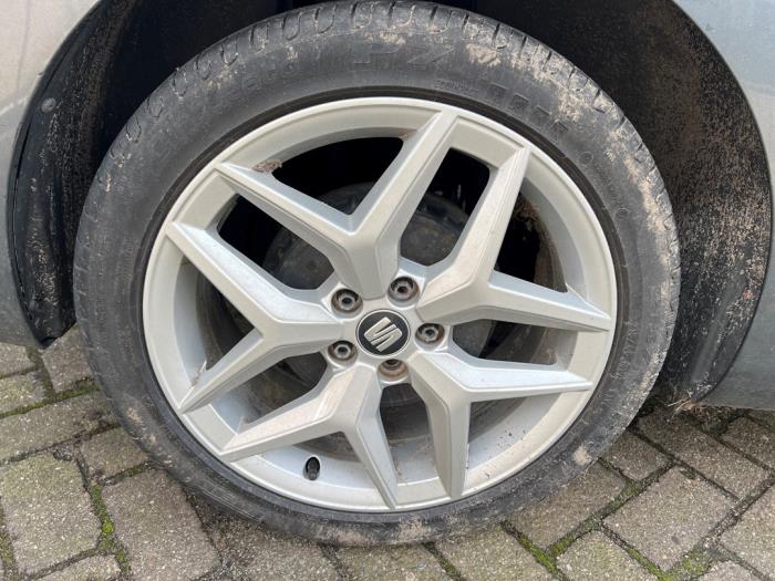 Seat Ibiza V 1.0 TSI 12V Sloopvoertuig (2018, Grijs)