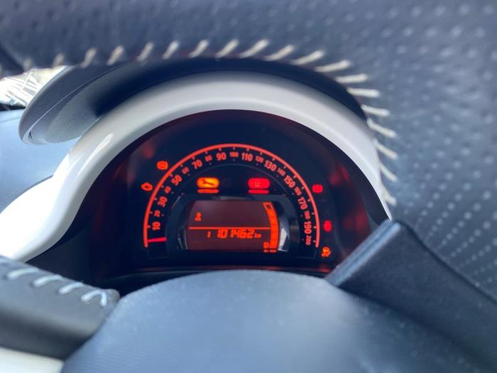 Renault Twingo III 1.0 SCe 70 12V Skrotfordon (2017, PAARS)