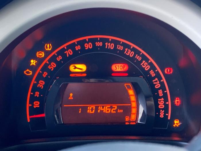 Renault Twingo III 1.0 SCe 70 12V Skrotfordon (2017, PAARS)