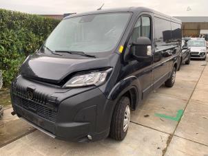 Peugeot Boxer 2.2 BlueHDi 140  (Sloop)
