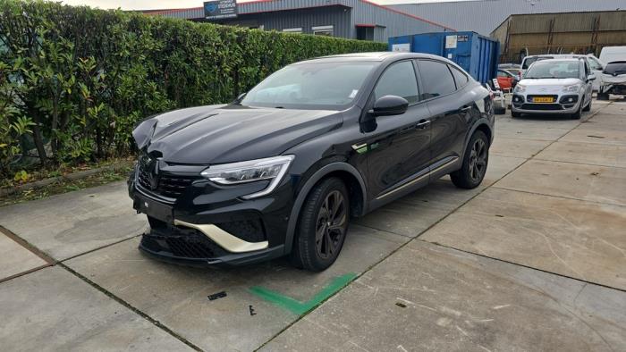 Renault Arkana 1.6 E-Tech 145 16V Sloopvoertuig (2023, Zwart)
