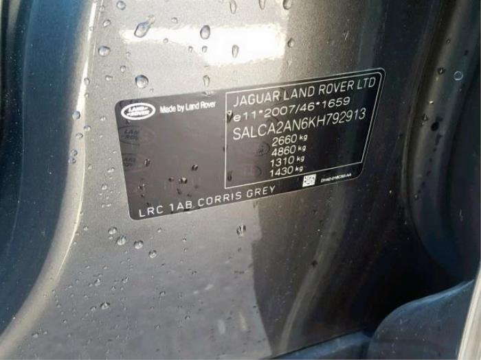 Landrover Discovery V 2.0 Td4 16V Samochód złomowany (2018, Srebrnoszary)