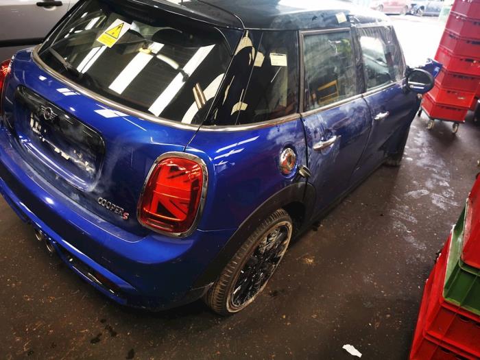 Mini Mini 2.0 16V Cooper S Skrotfordon (2018, ALUMINIUM)