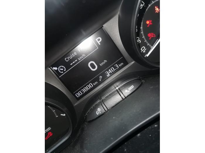Peugeot 208 I 1.2 12V e-THP PureTech 110 Sloopvoertuig (2018)