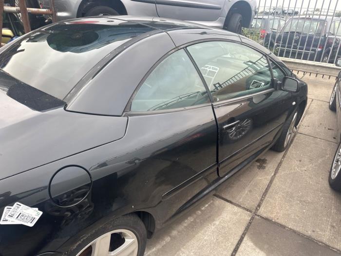 Peugeot 307 CC 2.0 16V Sloopvoertuig (2004, Zwart)