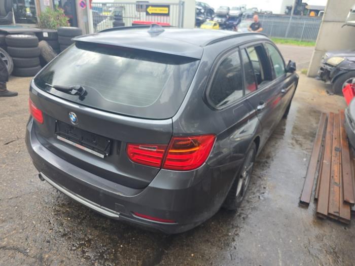 BMW 3 serie Touring 318d 2.0 16V Skrotfordon (2014)