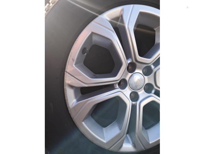 Landrover Discovery Sport 2.0 P200 MHEV 16V AWD Sloopvoertuig (2021, Zwart)