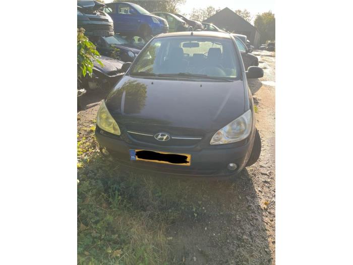 Hyundai Getz 1.4i 16V Samochód złomowany (2006, Czarny)