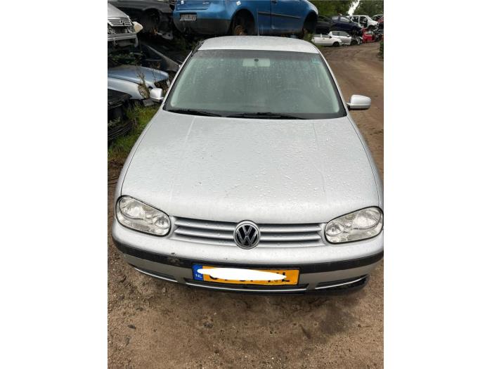 Volkswagen Golf IV 2.0 Skrotfordon (2002, GRIJS)
