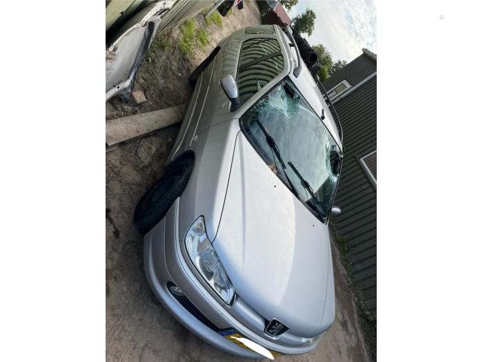 Peugeot 306 Break 1.6i XR,XT,ST Sloopvoertuig (2001, Grijs)