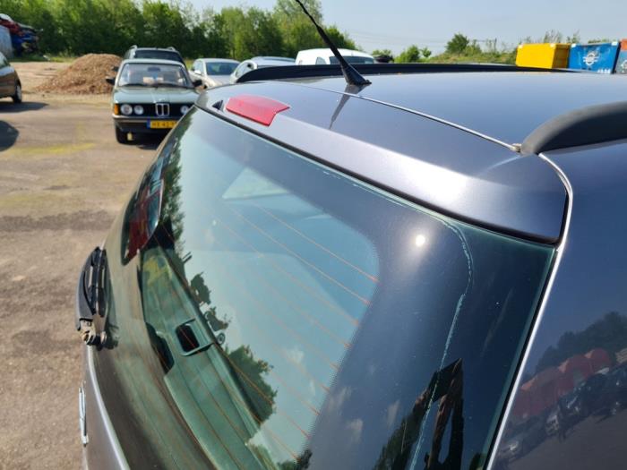 Opel Zafira 2.2 16V Direct Ecotec Skrotfordon (2005, GRIJS)