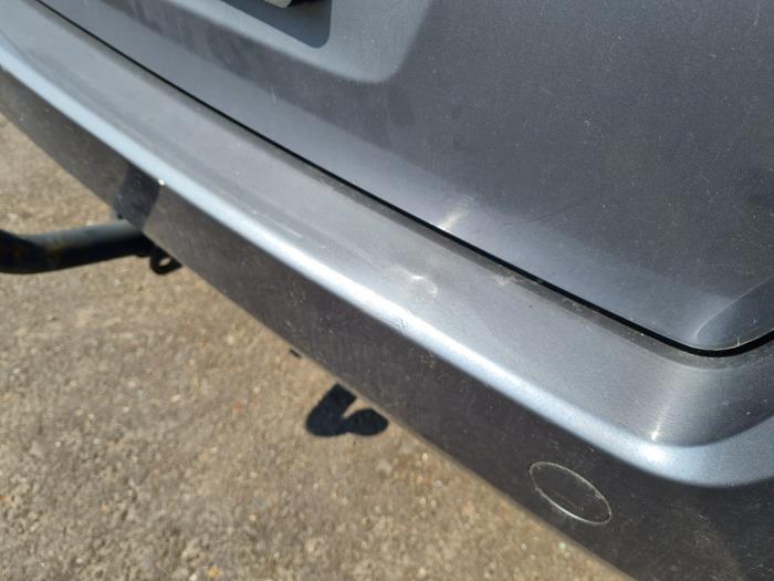 Opel Zafira 2.2 16V Direct Ecotec Skrotfordon (2005, GRIJS)