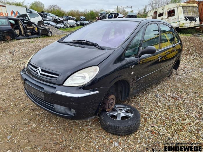 Citroen Xsara Picasso 1.8 16V Skrotfordon (2005, ZWART)