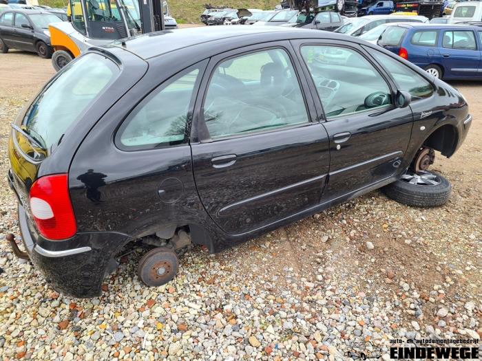 Citroen Xsara Picasso 1.8 16V Skrotfordon (2005, ZWART)
