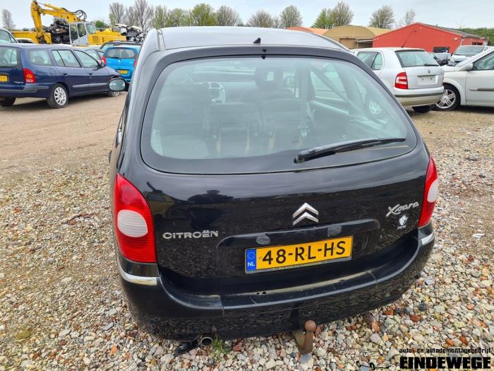 Citroen Xsara Picasso 1.8 16V Skrotfordon (2005, ZWART)
