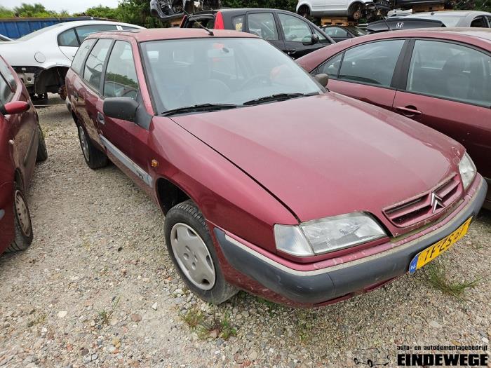 Citroen Xantia Break 1.8i 16V Sloopvoertuig (1998, Rood)