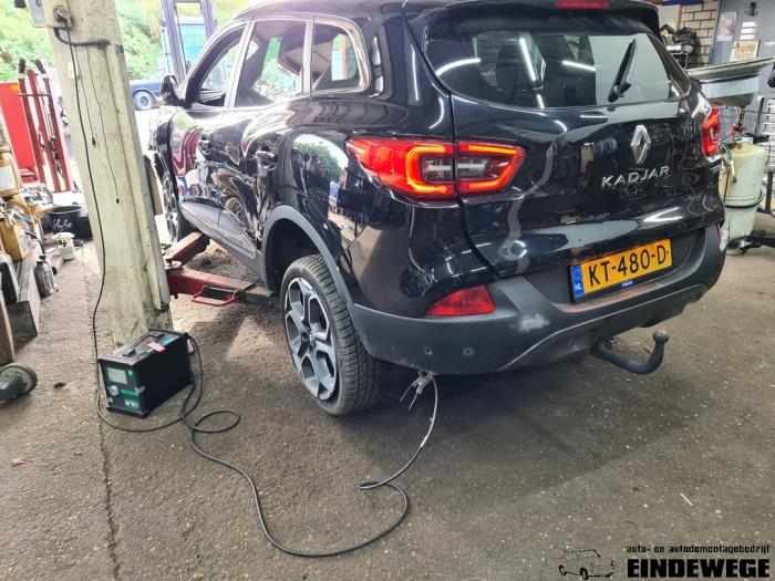 Renault Kadjar 1.5 dCi DPF Skrotfordon (2016, ZWART)