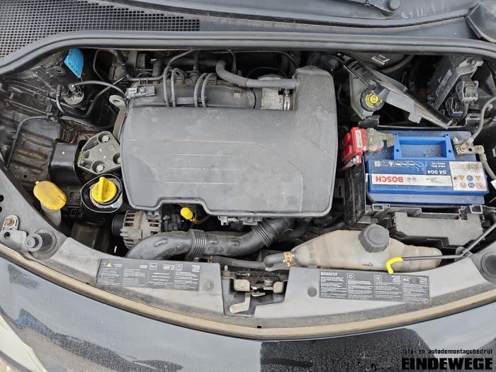 Renault Clio III 1.2 16V 65 Sloopvoertuig (2006, Zwart)