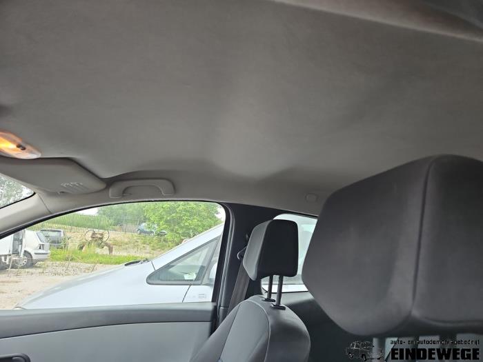 Renault Clio III 1.2 16V 65 Sloopvoertuig (2006, Zwart)